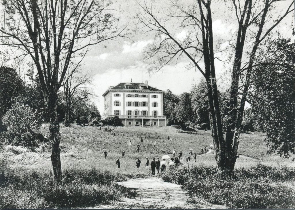 Château de Lancy vu du jardin vers 1900 - coll. MAH